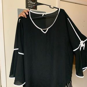 Black and white women blouse